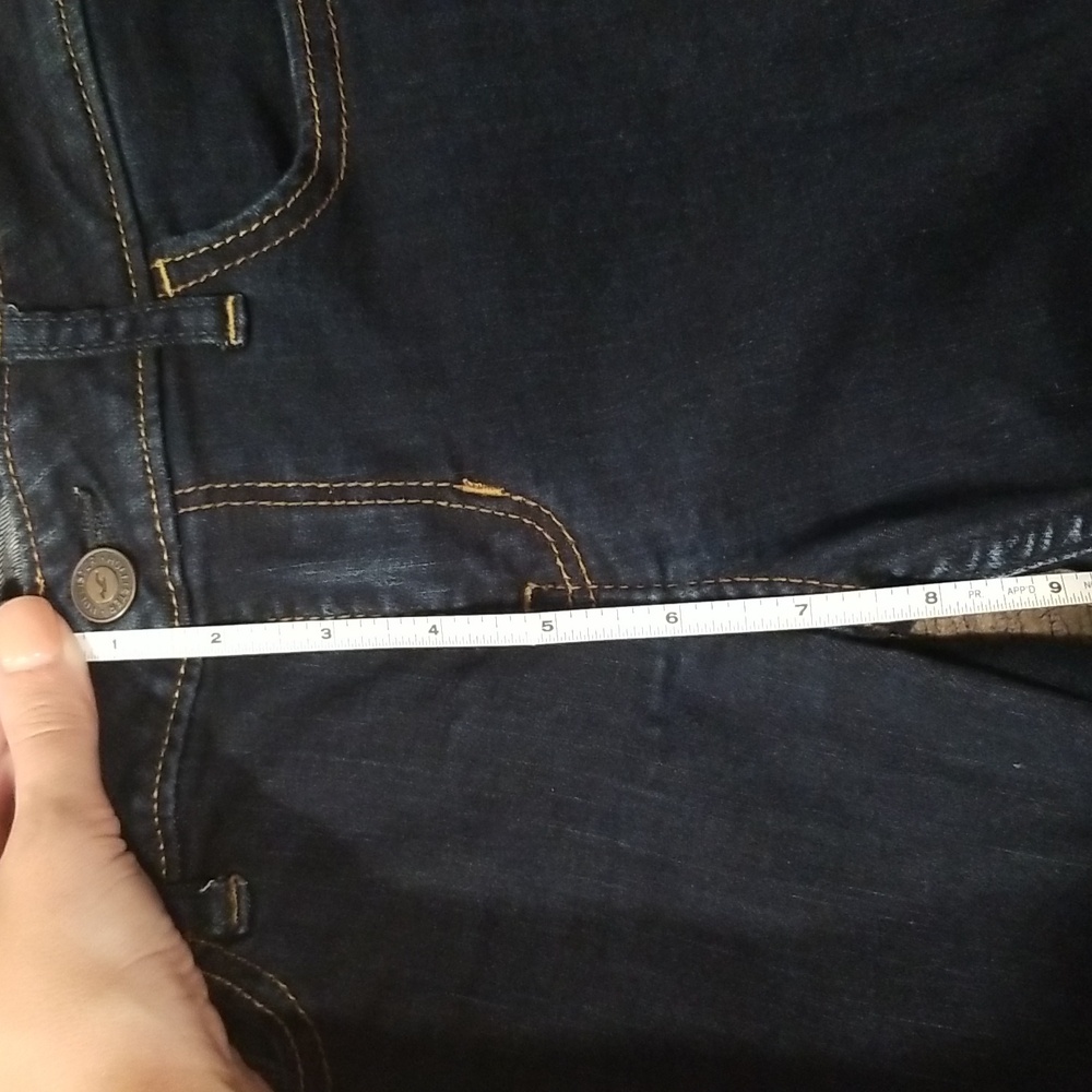 Hollister Dark Wash Jeans - Picture 13 of 13